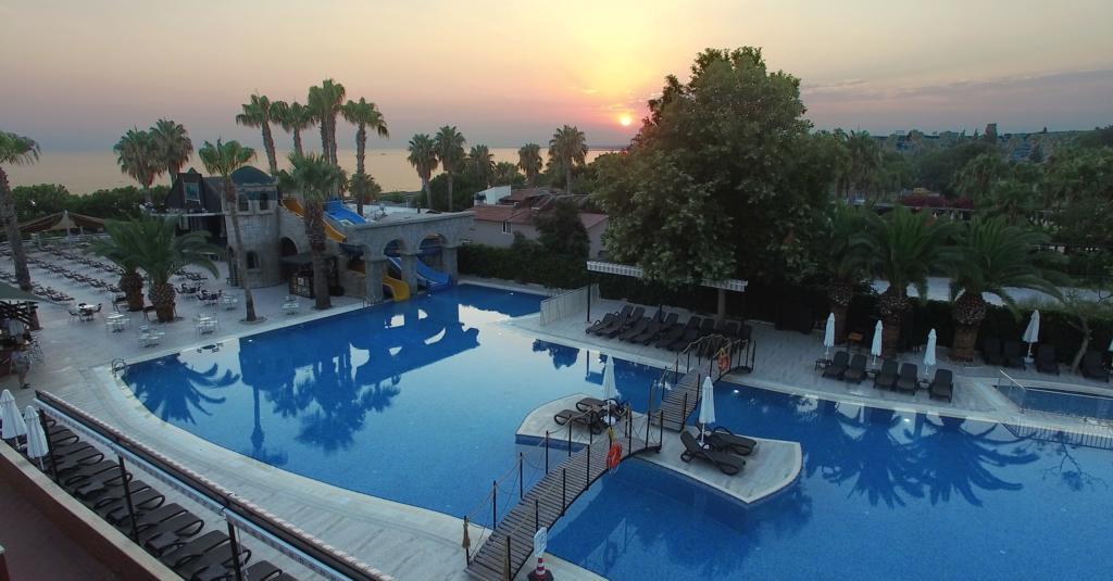 Thalia Beach Resort Hotel Ilica  Luaran gambar